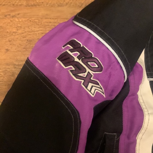 Pro Max Ice Royal Power Sports Floatation assist technology - Picture 4 of 11